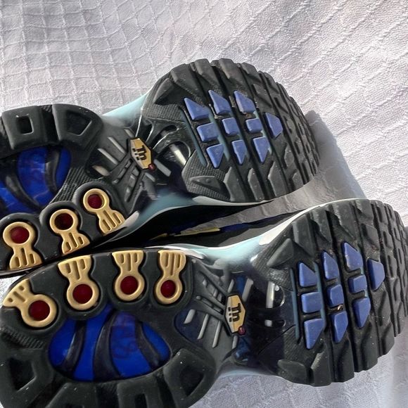 NIKE AIR MAX PLUS HYPER BLUE 2018 - Picture 9 of 14